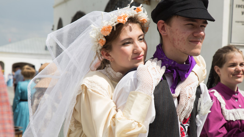 На этнофестивале «Аркаим» представят костюм невесты за миллион рублей