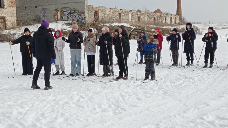 МОУ «Воздвиженская СОШ №36» на протяжении зимнего сезона, активно проводили занятия по лыжной подготовки.