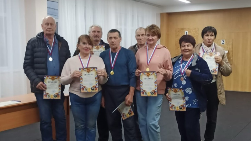 Ветераны Каслинского района определили сильнейших в шашках и стрельбе!