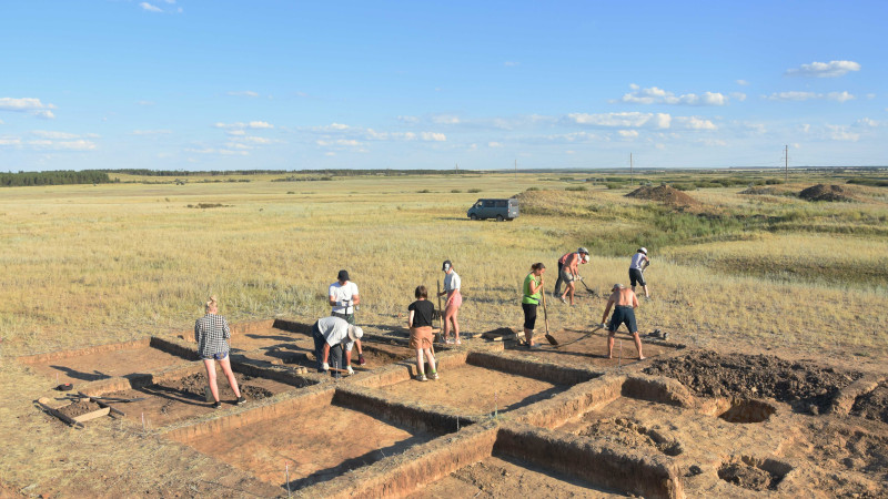 Открытие сезона на Аркаиме посвящается основателю заповедника Г.Здановичу