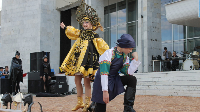 Каслям 272 года!