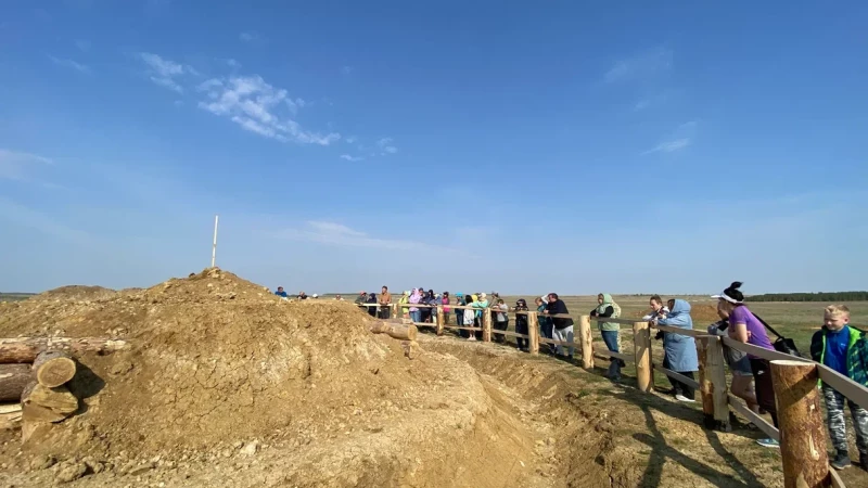 На Аркаиме прошла самая длинная в области автомобильная экскурсия